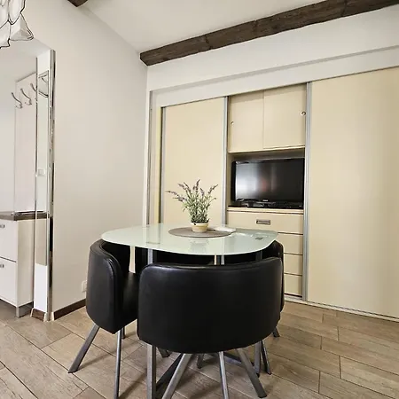 Cherry - Old Town Spalato